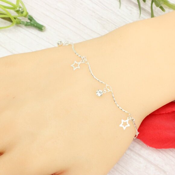"Trendy Handmade Bracelet – A Thoughtful Gift for Girls & Women | UNVRC1062 - Picture 7 of 10